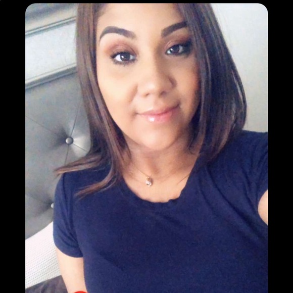 Meet your Posher, Astrid - Picture 1 of 1